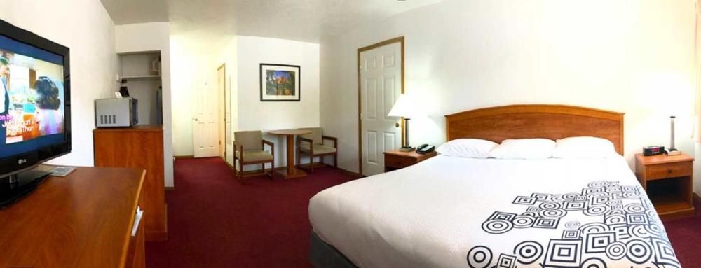 King Room interior